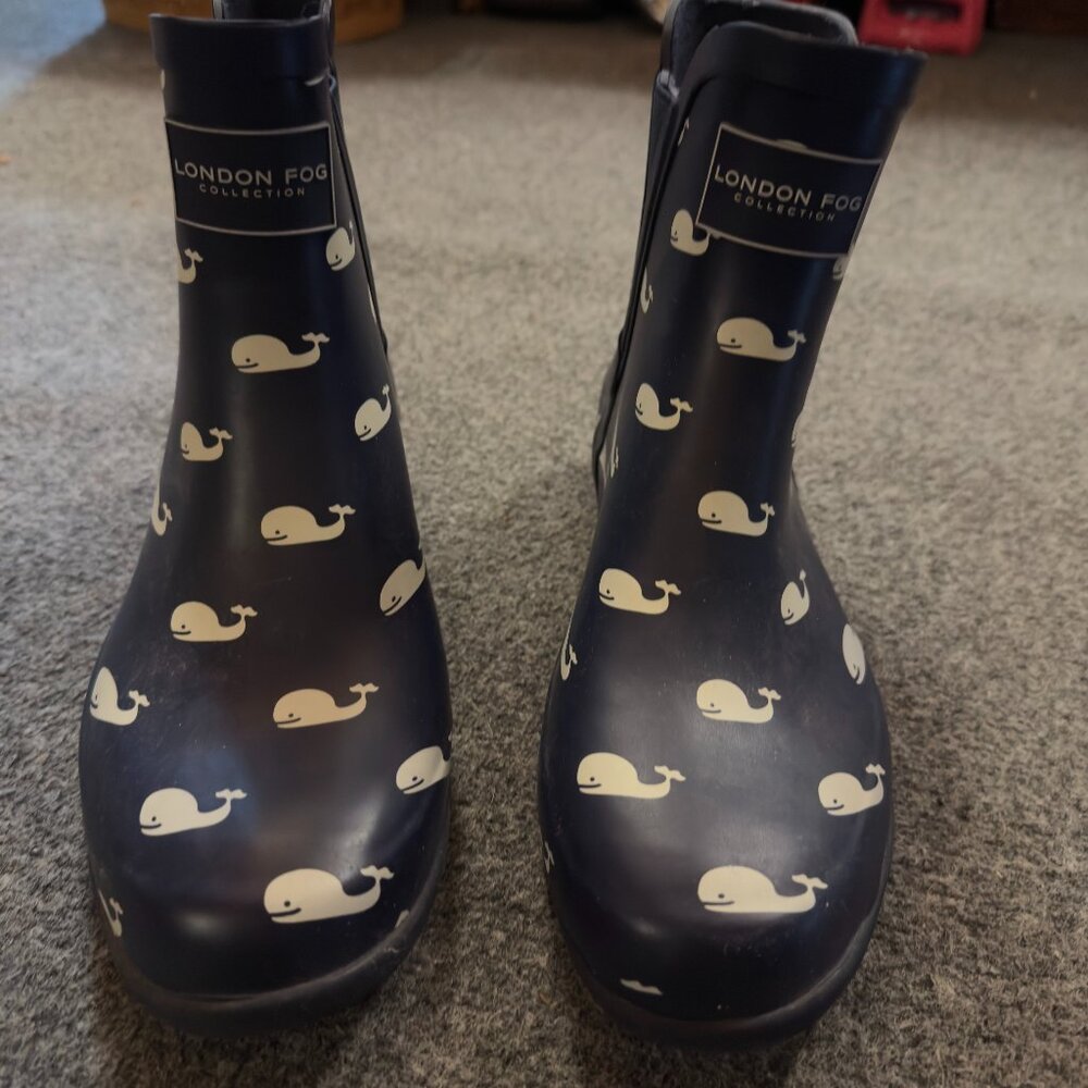 London Fog Picadilly Short Ankle Rain Boot Navy White Whales Size 10